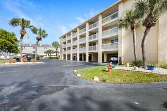 Building Photo - 1125 Pinellas Bayway S