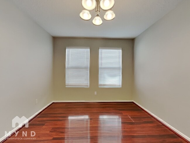 Building Photo - 8110 Rosemary Drive