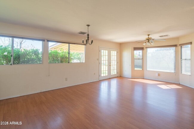 Foto del edificio - 5210 W Monte Cristo Ave