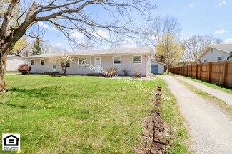 Building Photo - 107 Miller Rd