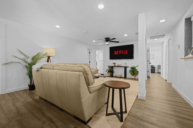 Building Photo - 2229 Alice Rd