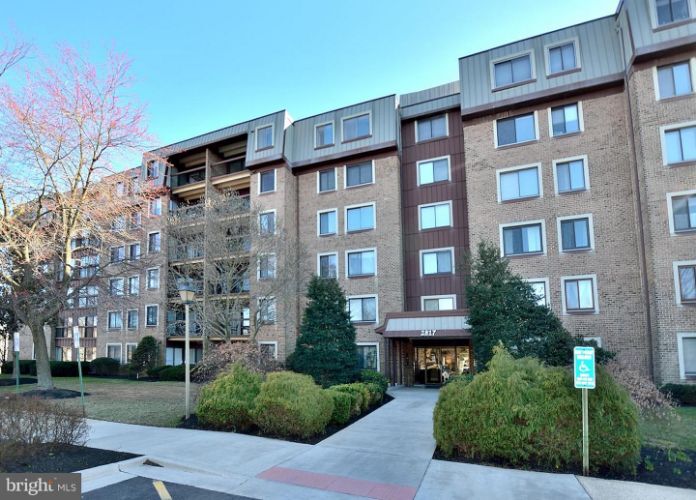 2817 Jermantown Rd Unit 310, Oakton, VA 22124 Condo for Rent in