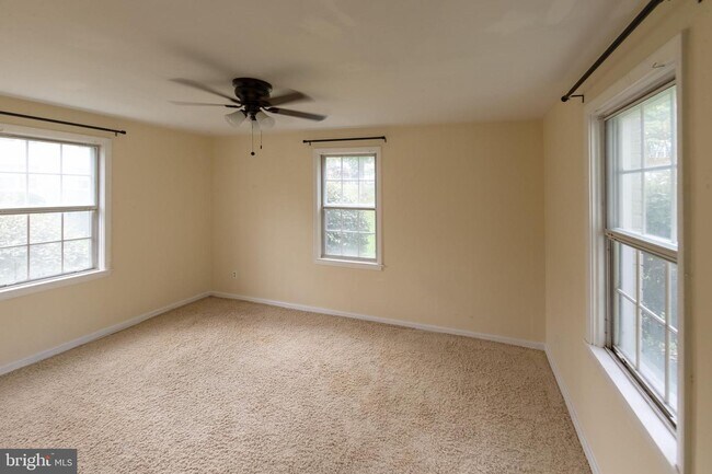 Foto del edificio - 814 S Arlington Mill Dr