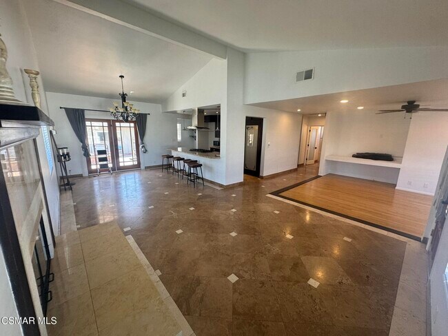 Foto del edificio - 7358 Jumilla Ave