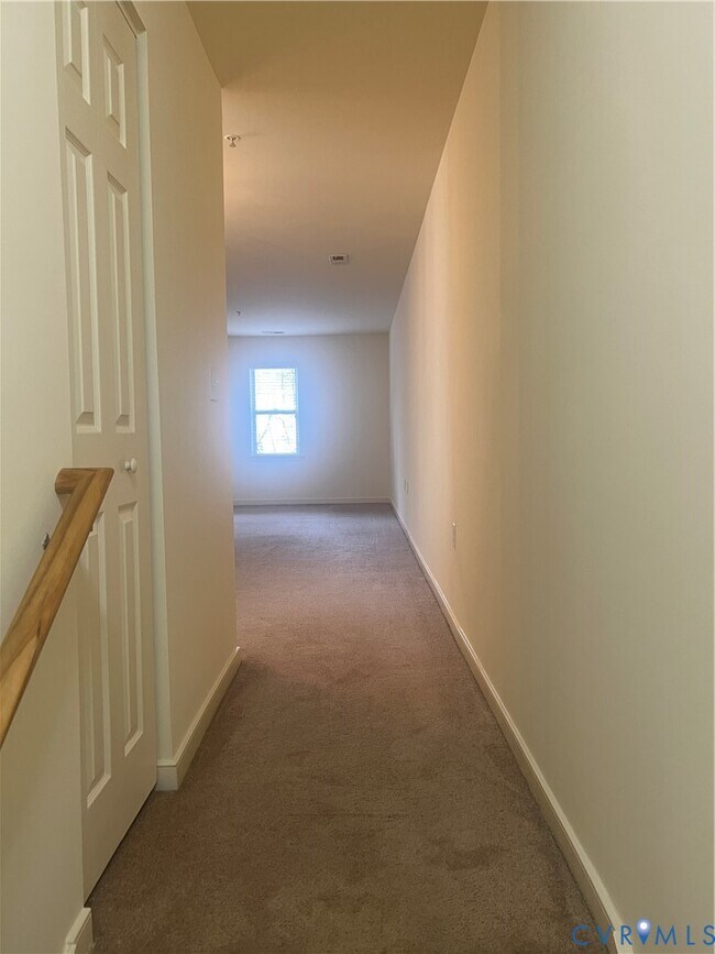 Foto del edificio - 3447 Prince George Dr