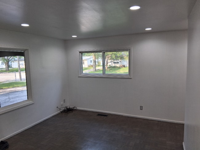 Building Photo - 22332 Clyde Ave