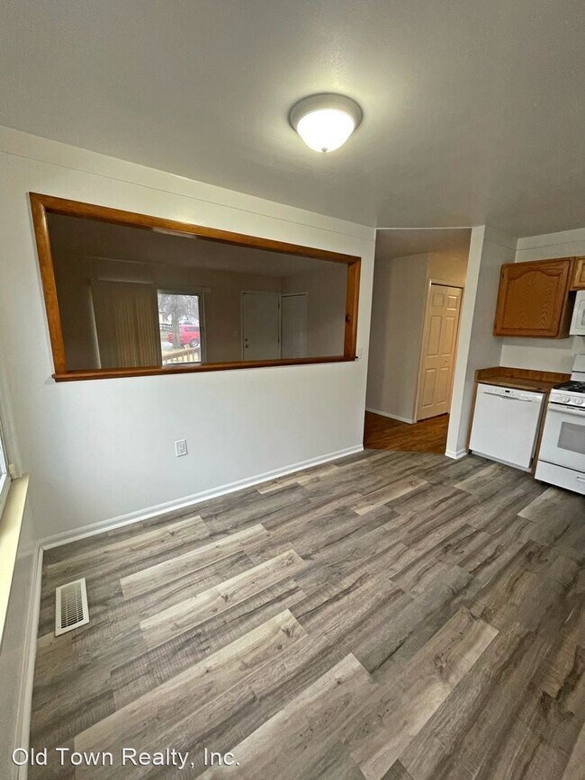 Building Photo - 3 br, 1 bath House - 1758 Heather Ridge