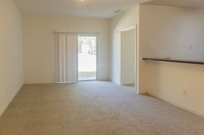 Foto del edificio - 3680 Kirkpatrick Cir