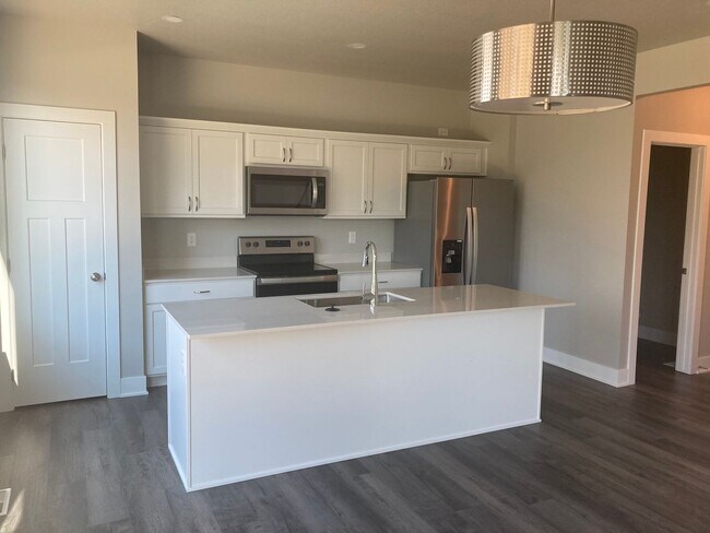 Building Photo - 3 Bedroom, 2.5 Bathroom, New Construction ...