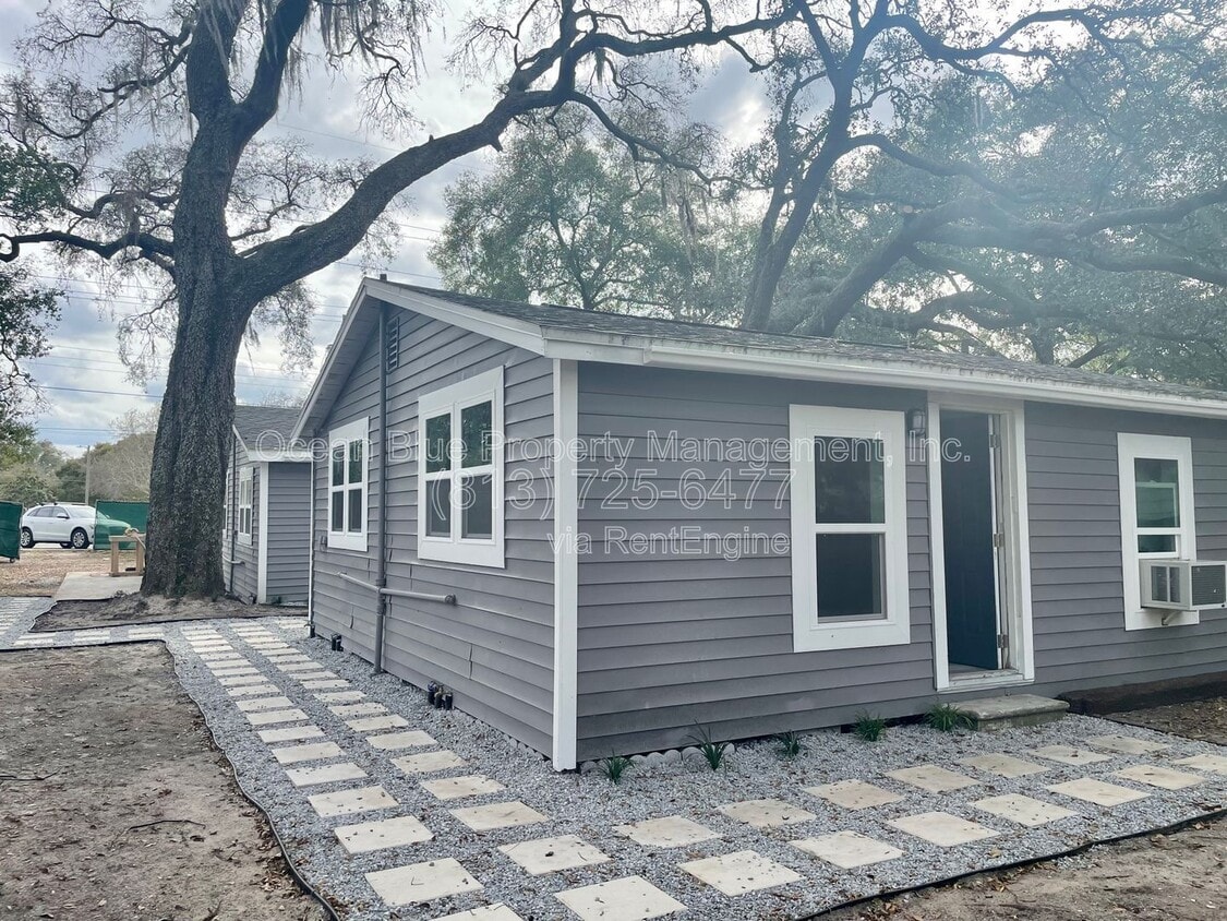 Photo - 2010 East Waters Avenue