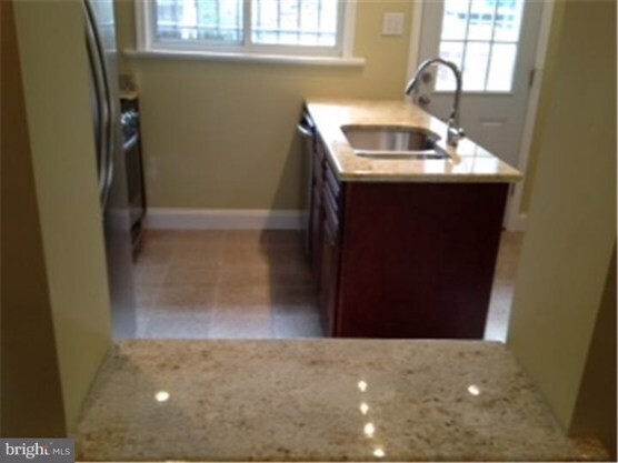Foto del edificio - 4128 Ludlow St