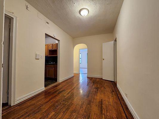 Foto principal - 2 bedroom in BRONX NY 10467