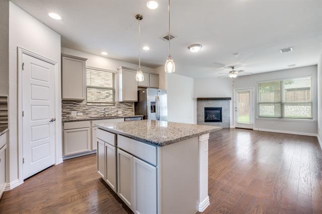 Foto del edificio - 6136 Hightower St