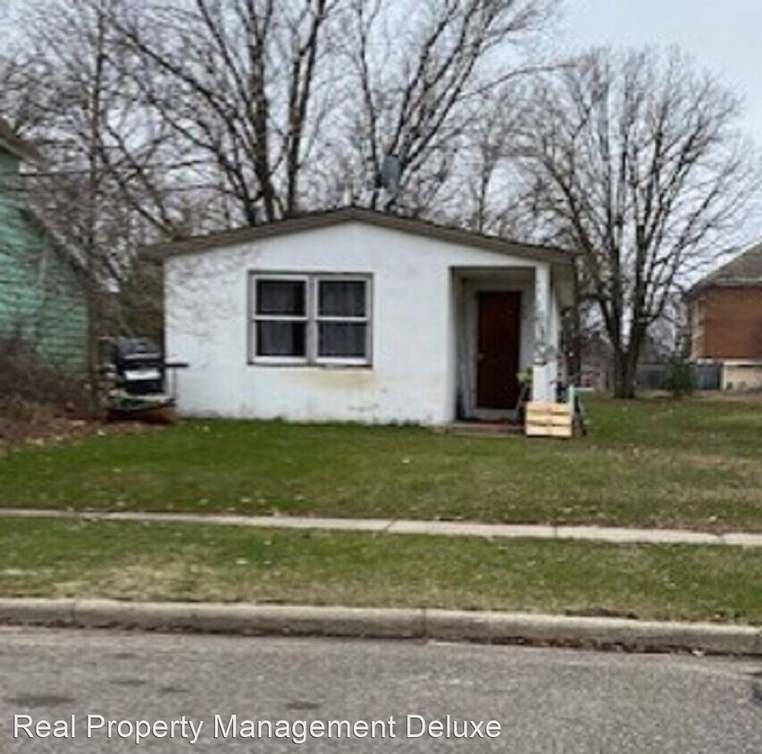 1 br, 1 bath House 411 2nd St SW House for Rent in Staples, MN