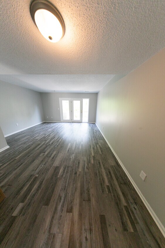 821 Broad St, Warrensburg, MO 64093 Townhome Rentals in Warrensburg