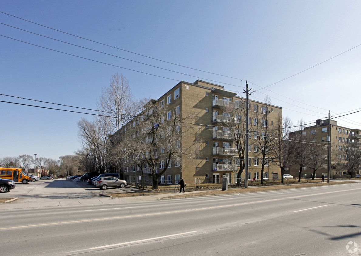 Building Photo - The Dunbarry Apartments