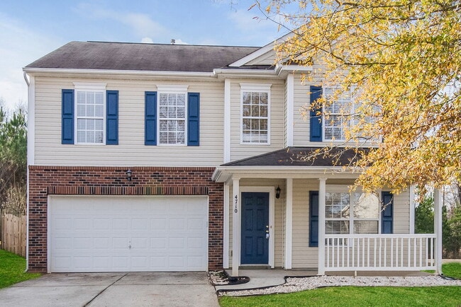 Building Photo - 4710 Larkhaven Village Dr