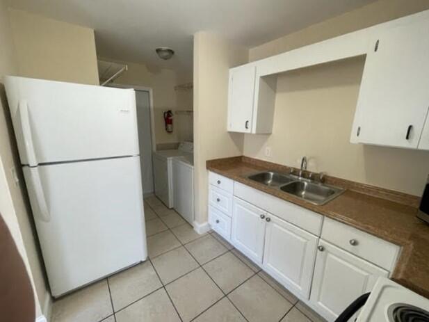 Foto del edificio - 807 NE 3rd St