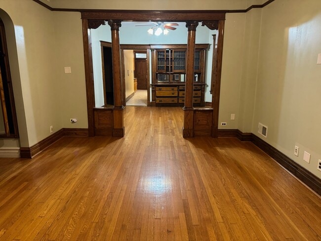 Dining Rm - 3248 W Evergreen Ave