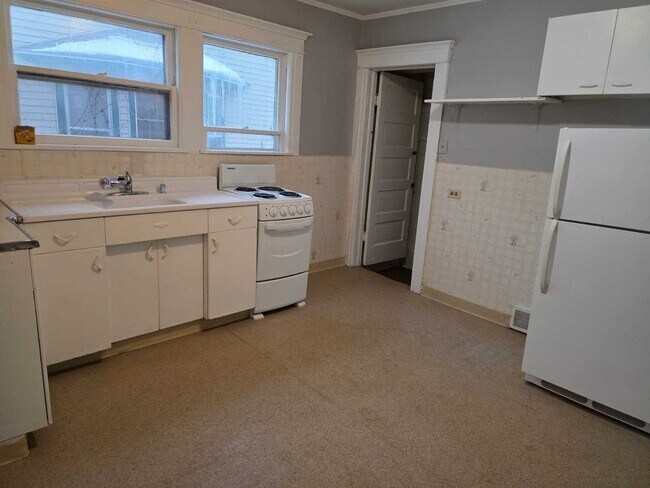 Foto del edificio - 1332 Poplar Pl