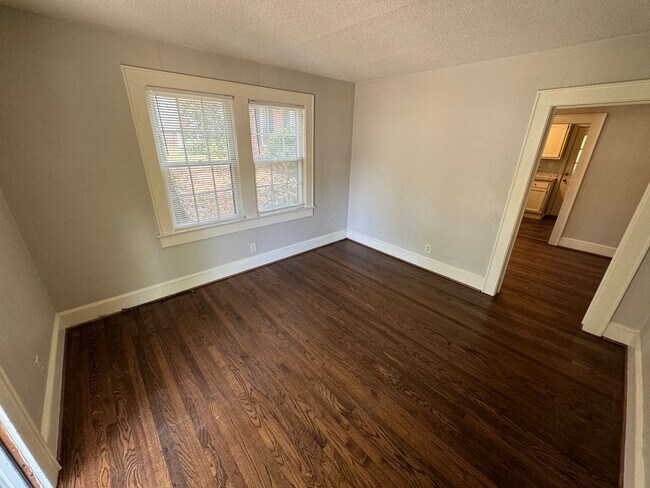 Foto del edificio - 2 Leland Ave NW