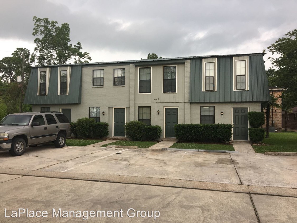 Primary Photo - 605 Bluebonnet Ct