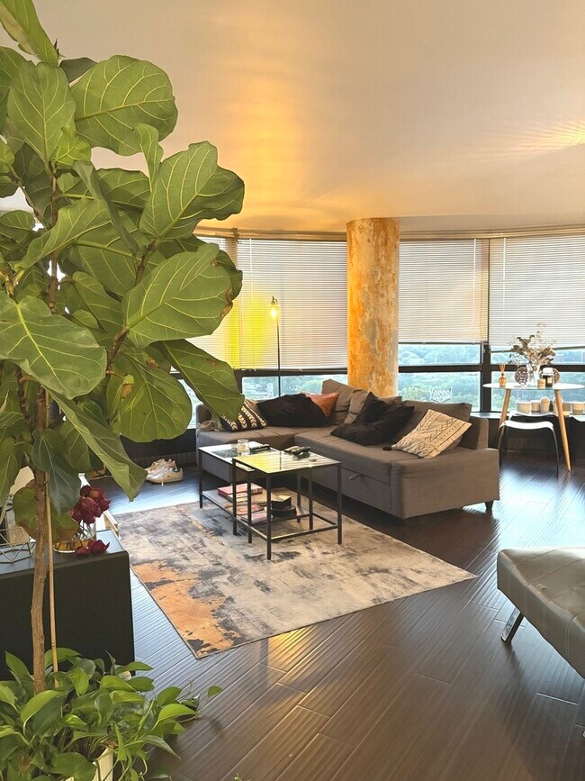 Foto del edificio - 5415 N Sheridan Rd