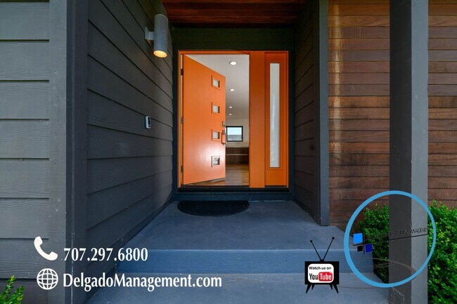 Foto del edificio - Mid-Century style combined with a great backyard!