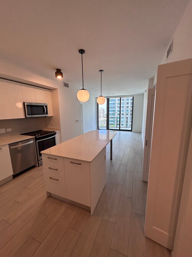 Foto del edificio - 70 NW 31st St