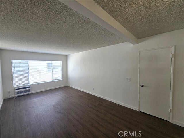 Foto del edificio - 123 W Lomita Ave