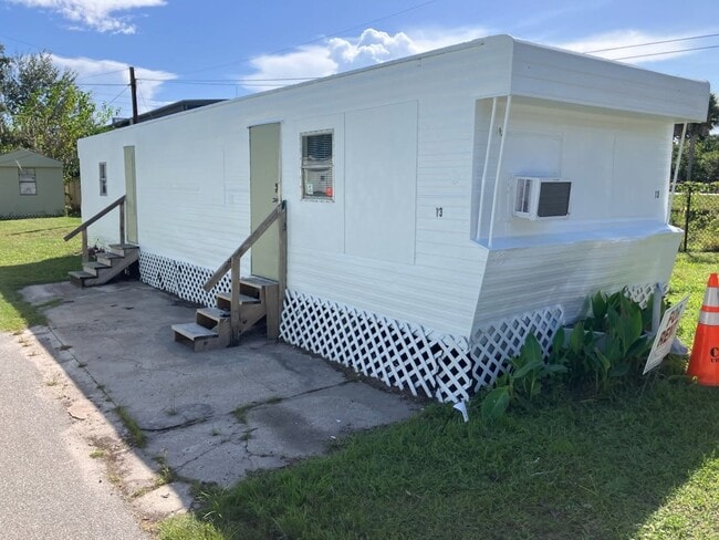 Building Photo - 767 Espanola Ave
