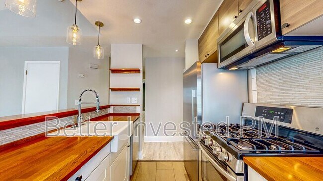 Building Photo - 49 Okelley Way