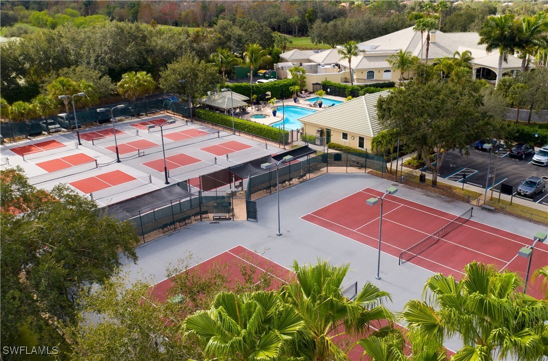 Foto del edificio - 2700 Cypress Trace Cir