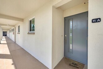 Building Photo - 500 S Washington Dr