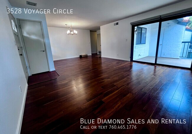 Building Photo - Recently Redone 2BR, 2Bath unfurnished Con...