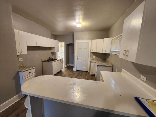 Foto del edificio - 2012 S 36th St