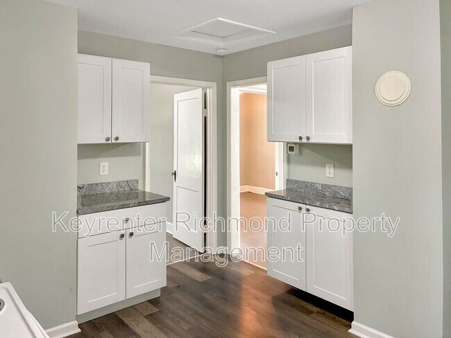 Foto del edificio - 10483 Georgetown Rd