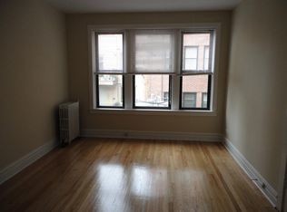 Modern East Lakeview Studio Apartment Condo For Rent In Chicago Building Photo Modern East Lakeview Studio Apartment