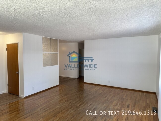 Building Photo - 2023 Moran Ave