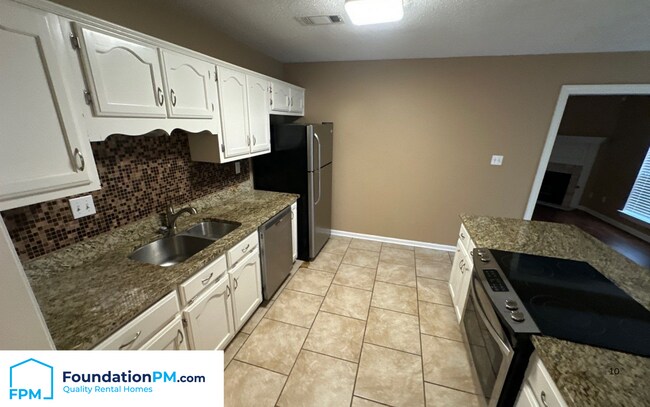 Foto del edificio - 9375 Club Walk Ct