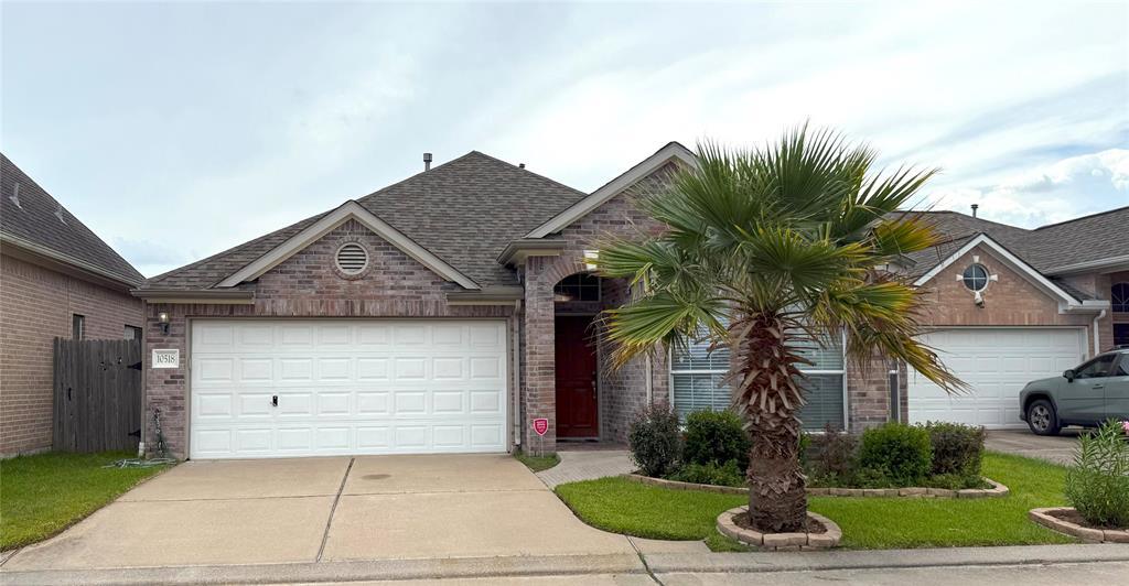 Foto principal - 10518 Rustling Villas Ln