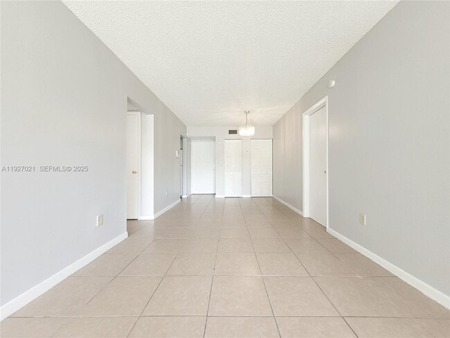 Foto del edificio - 400 NE 18th Ave