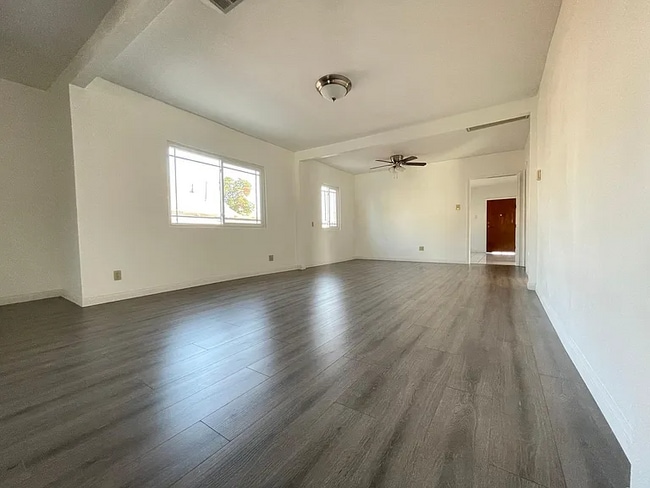 Building Photo - 3831 Drysdale Ave