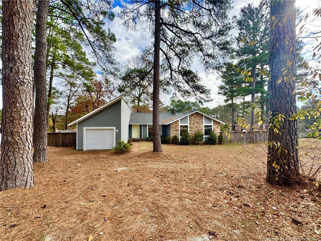 Foto principal - 741 Maxine St