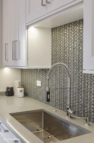 Building Photo - 4352 S Oakenwald Ave