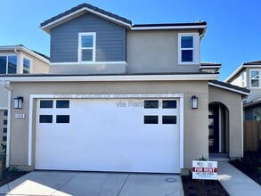 Building Photo - 1526 Woodhill Ln
