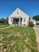 Building Photo - 168 Main St