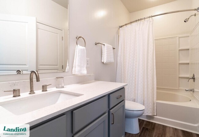 Building Photo - 1017 Umstead Hollow Pl