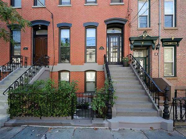 Building Photo - 111 Bloomfield St