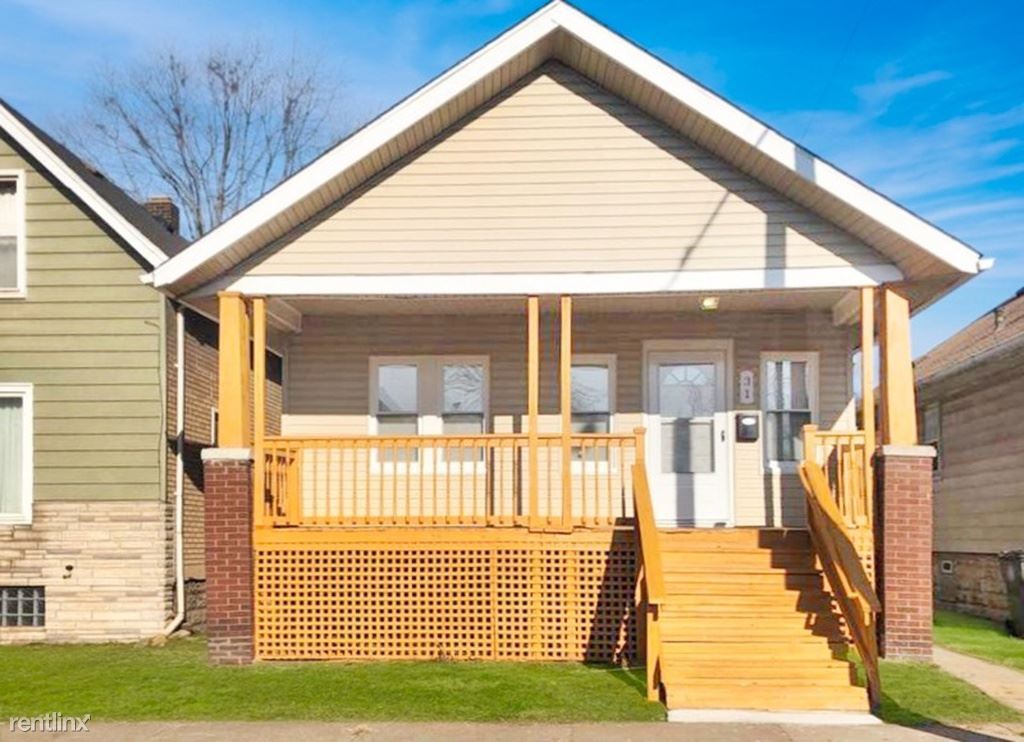 2 br, 1 bath House 31 E Alexis St House Rental in Ecorse, MI